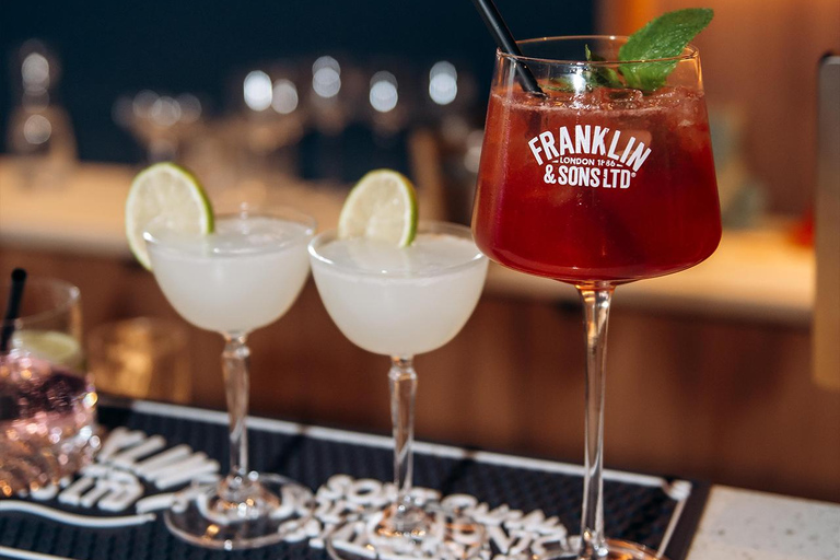 Cocktail Masterclass: Craft 3 Gin Drinks at Warsaw's Gin Bar