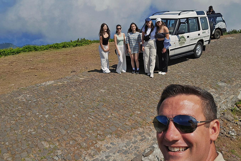 Excursion en jeep dans l&#039;ouest de Madère – Fanal, Seixal, piscines naturelles et petits groupes