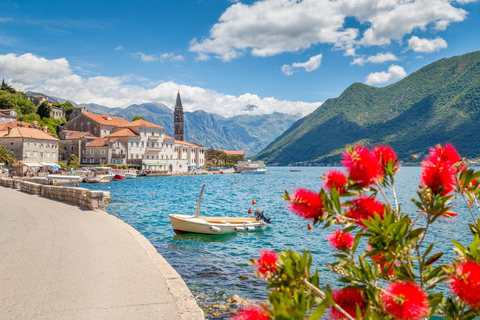 Kotor: Grotta Blu e tour in motoscafo di Nostra Signora della Roccia