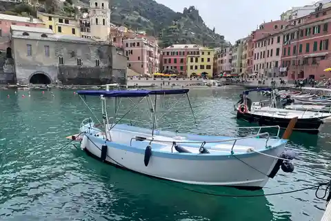 La Spezia: Morning or Sunset Cinque Terre Tour & Aperitif