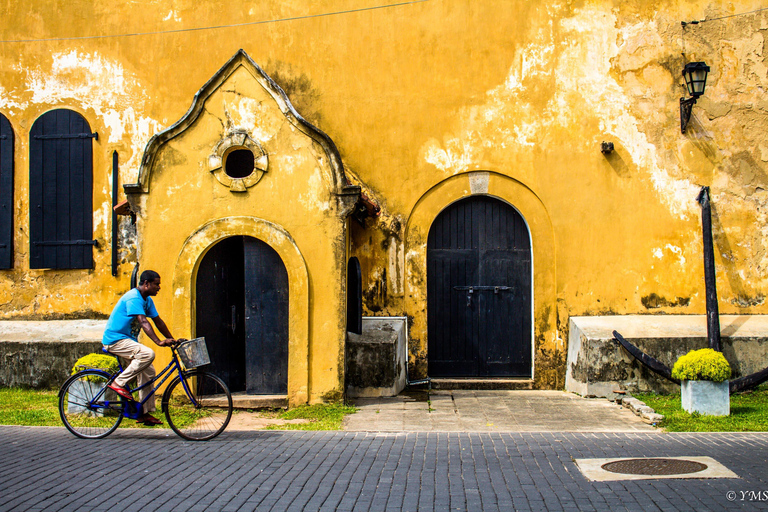 从科伦坡出发：卡丁车、加勒堡和水上运动之旅From Colombo: Go-Karting, Galle Fort and Water Sports Tour