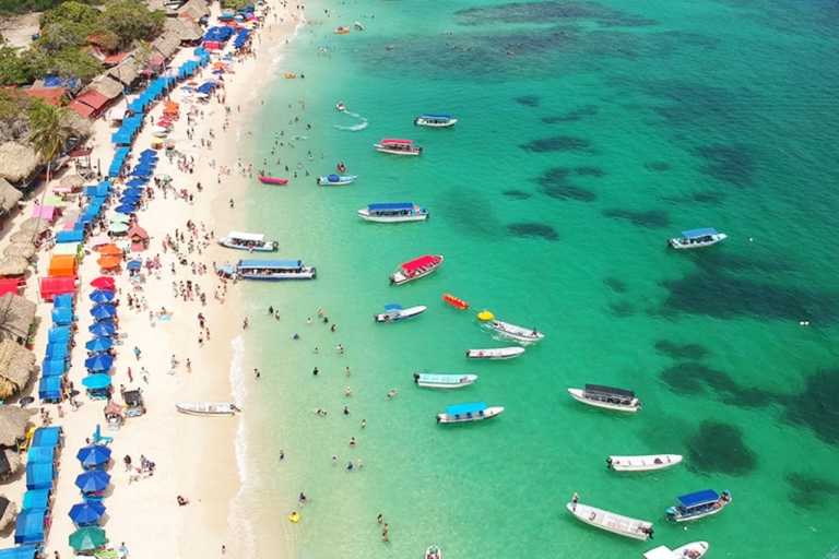 Cartagena: Beach Club Day Getaway in Popular Baru Baru Beach Club Day Trip