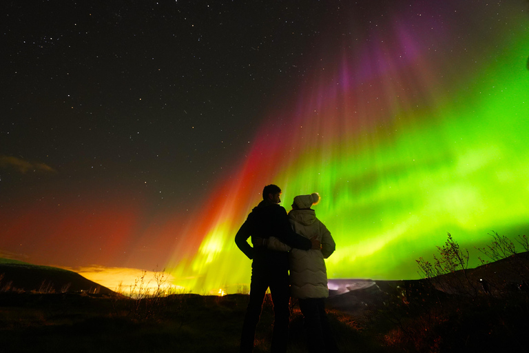 Tromsø: Northern Lights Tour with Free Professional Portrait