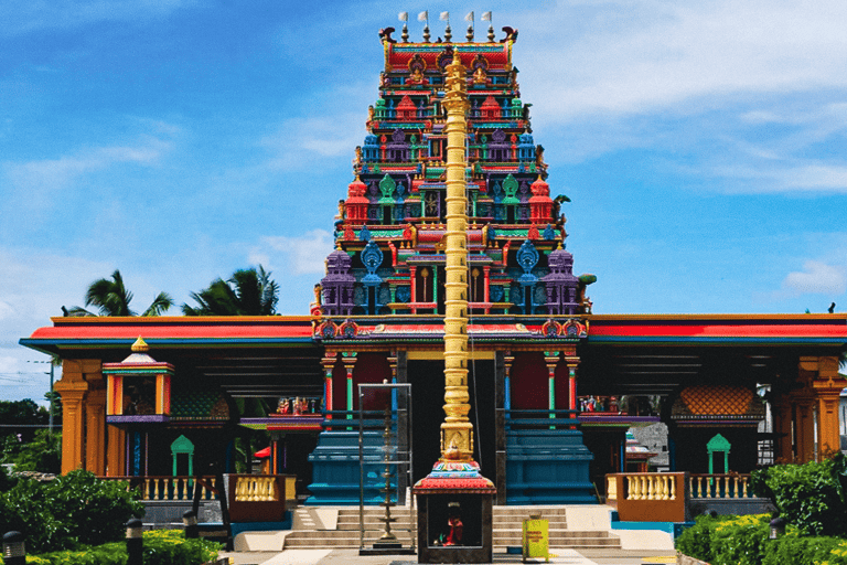 FIDŻI: Historyczna i kulturalna wycieczka po Nadi z kąpielami w gorących źródłach i błotnych basenachOdbiór z InterContinental Fiji/Yatule Resort