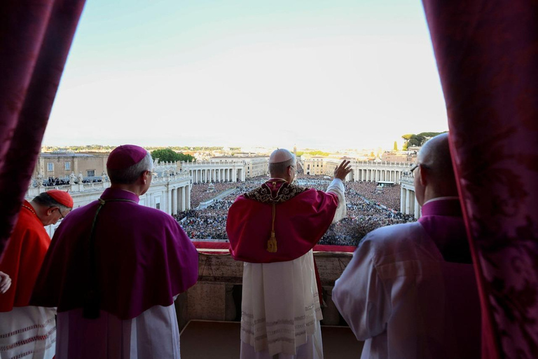 Papal Audience with Papa Leone XIV Expert Guide & Tickets Papal Audience + Small Group