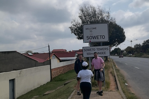 Excursão guiada de meio dia ao Soweto