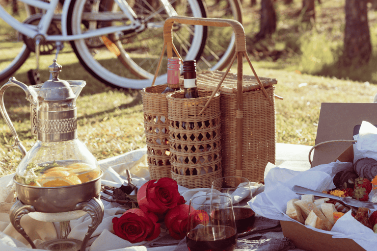 Orlando: Unveil Your Perfect Picnic Experience! Orlando Oasis: Unveil Your Perfect Picnic Experience!