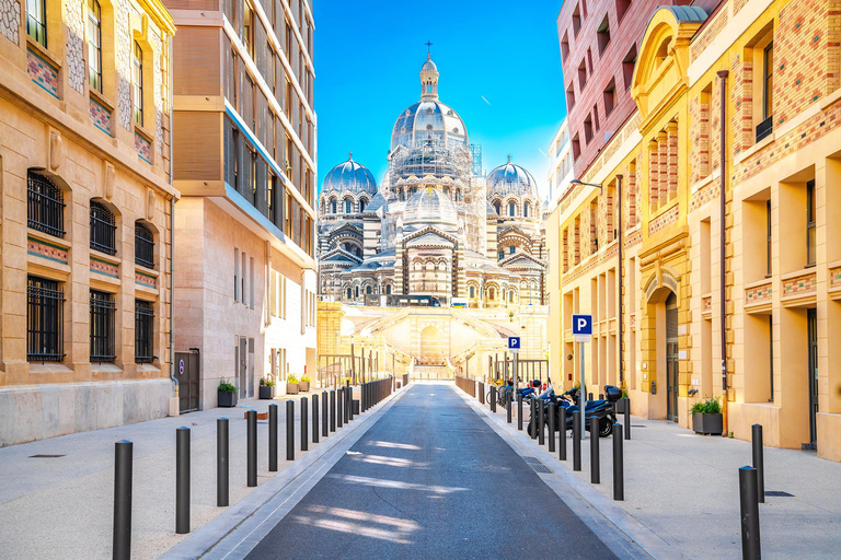Marseille: Street Food Tour & Guided Sightseeing Walk