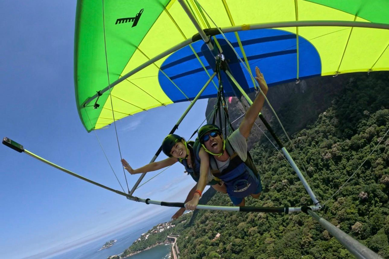 Rio de Janeiro: Tandem Hang Gliding Flight (GoPro included)
