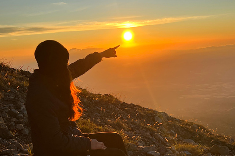 Santa Ana Volcano Sunrise Hike & Coatepeque Lake Tour