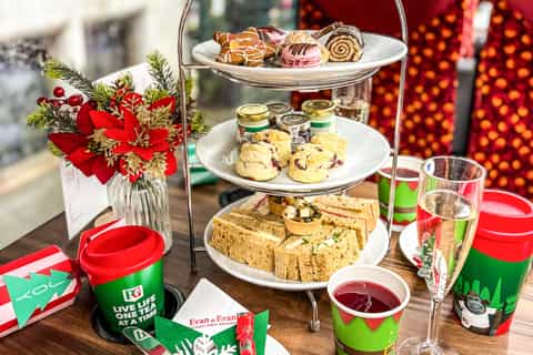 2026年ハロッズ人気のアフタヌーンティー体験 | ゲットユアガイド