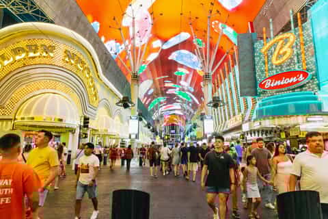 Las Vegas: Open-Top Panoramic Night Tour with Live Guide