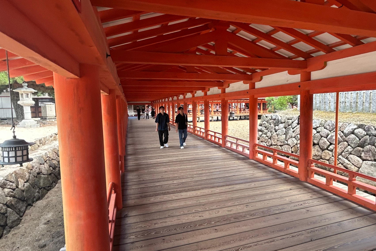 Hiroshima & Miyajima 6.5h Guided Tour – Dome, Park & Shrine