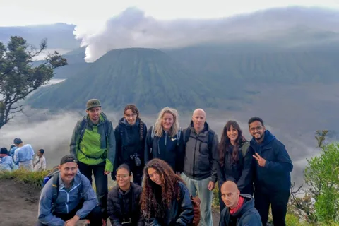 Yogyakarta: Mount Bromo & Ijen Crater Tour to Bali