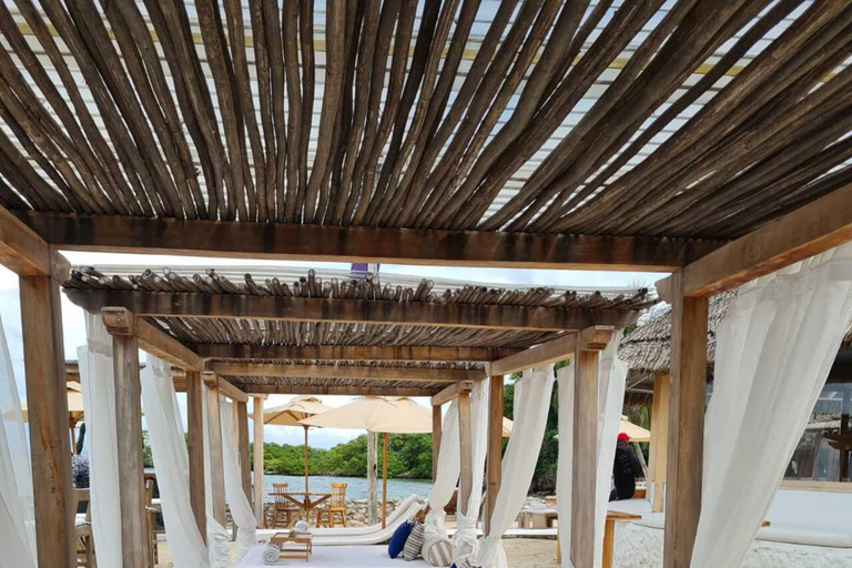 Rosario Island Private Beach Club Mangata Daypass