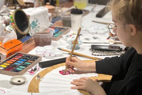Shanghai: Chinese Ink Wash Fan Painting, 90-Minute Workshop