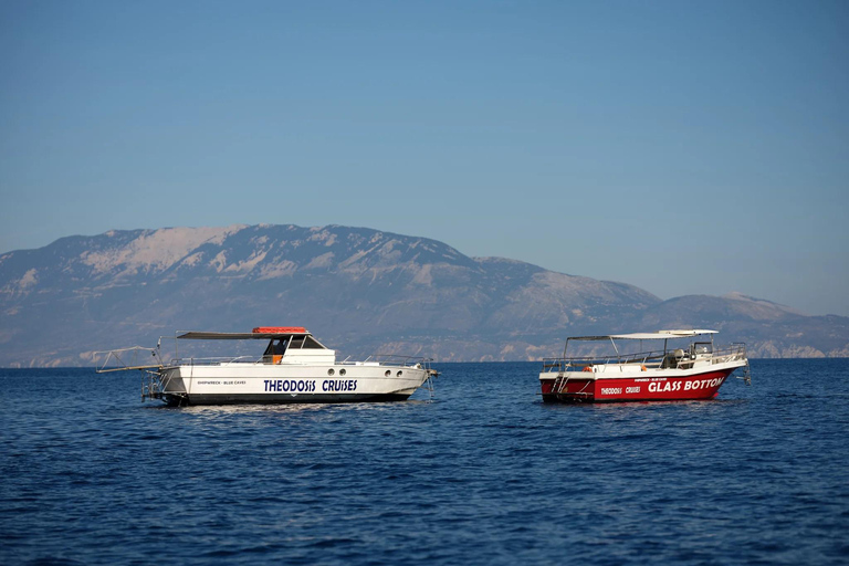 Zakynthos: Shipwreck Beach and Blue Caves Boat Tour Zakynthos: Shipwreck Beach and Blue Caves Boat Tour