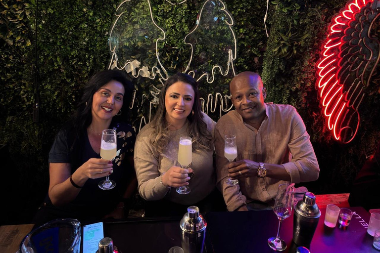 Santiago Pub Crawl by Limousine Pub crawl Santiago by limo