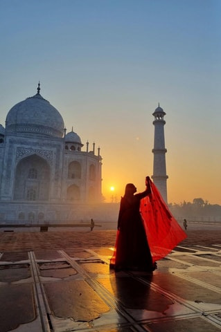 From Delhi: Taj Mahal, Agra Fort & Elephant Center Day Tour