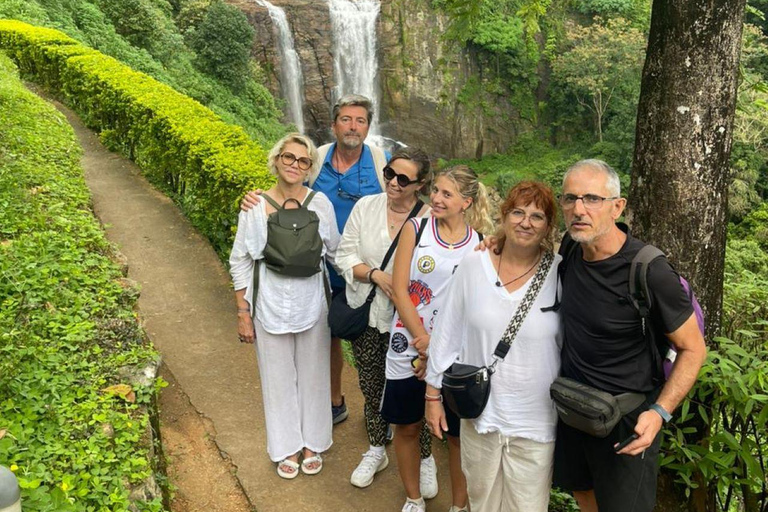 6 Tage Rundreise durch verschiedene Städte mit verschiedenen Naturen6 Tage verschiedene Städte mit verschiedenen Naturen Rundtour