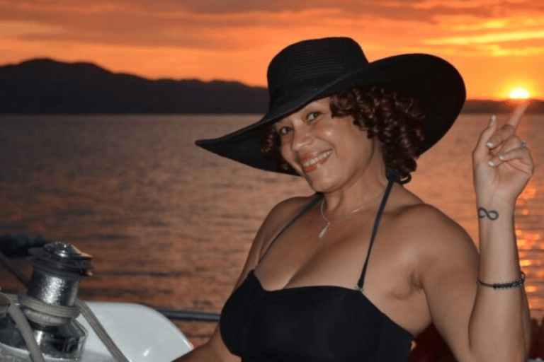 Montego Bay: River Rafting and Sunset Catamaran Cruise