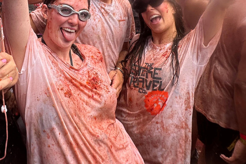 Madrid: : La Tomatina Day Trip to Buñol with Party Access