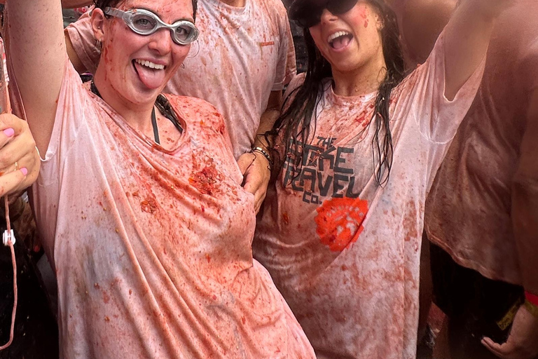Madrid: : La Tomatina Day Trip to Buñol with Party Access