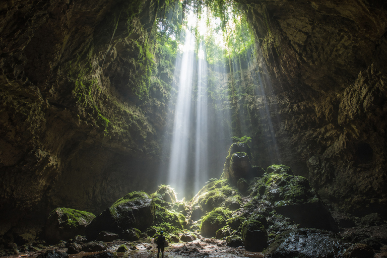 Yogyakarta: Jomblang Cave Tour Round Trip Transport