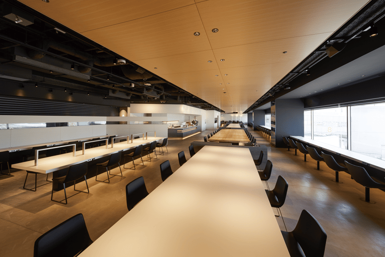 Tokio: salonik na międzynarodowym lotnisku Haneda By DragonPassT2 Krajowy DEP i międzynarodowy DEP: Power Lounge Premium