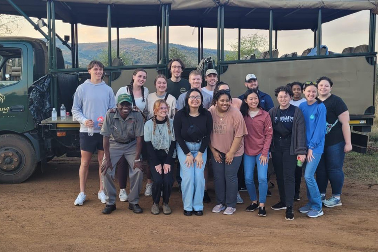 Cape Town: West Coast San Cultural Tour, entry fees & Meal