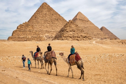 Au départ du Caire : Excursion d'une journée aux pyramides de Gizeh et au musée égyptienVisite des pyramides de Gizeh