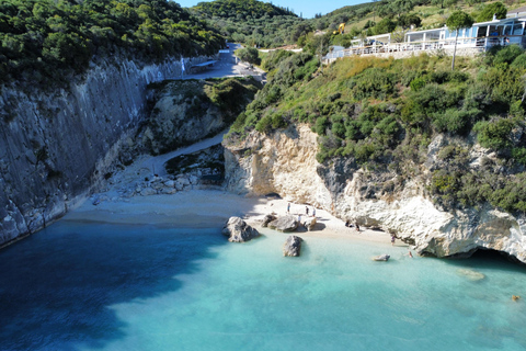 Zakynthos: Ultimate Experience to Shipwreck, Caves & Turtles Shipwreck and Turtles: Semi private tour