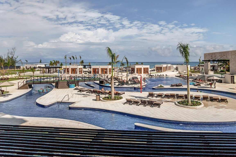 MBJ Airport Taxi to Royalton Blue Water / Ocean Coral Spring