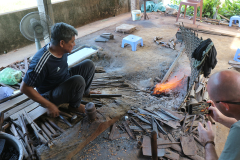 Hoi An: Knife-making Workshop with Hotel Pickup
