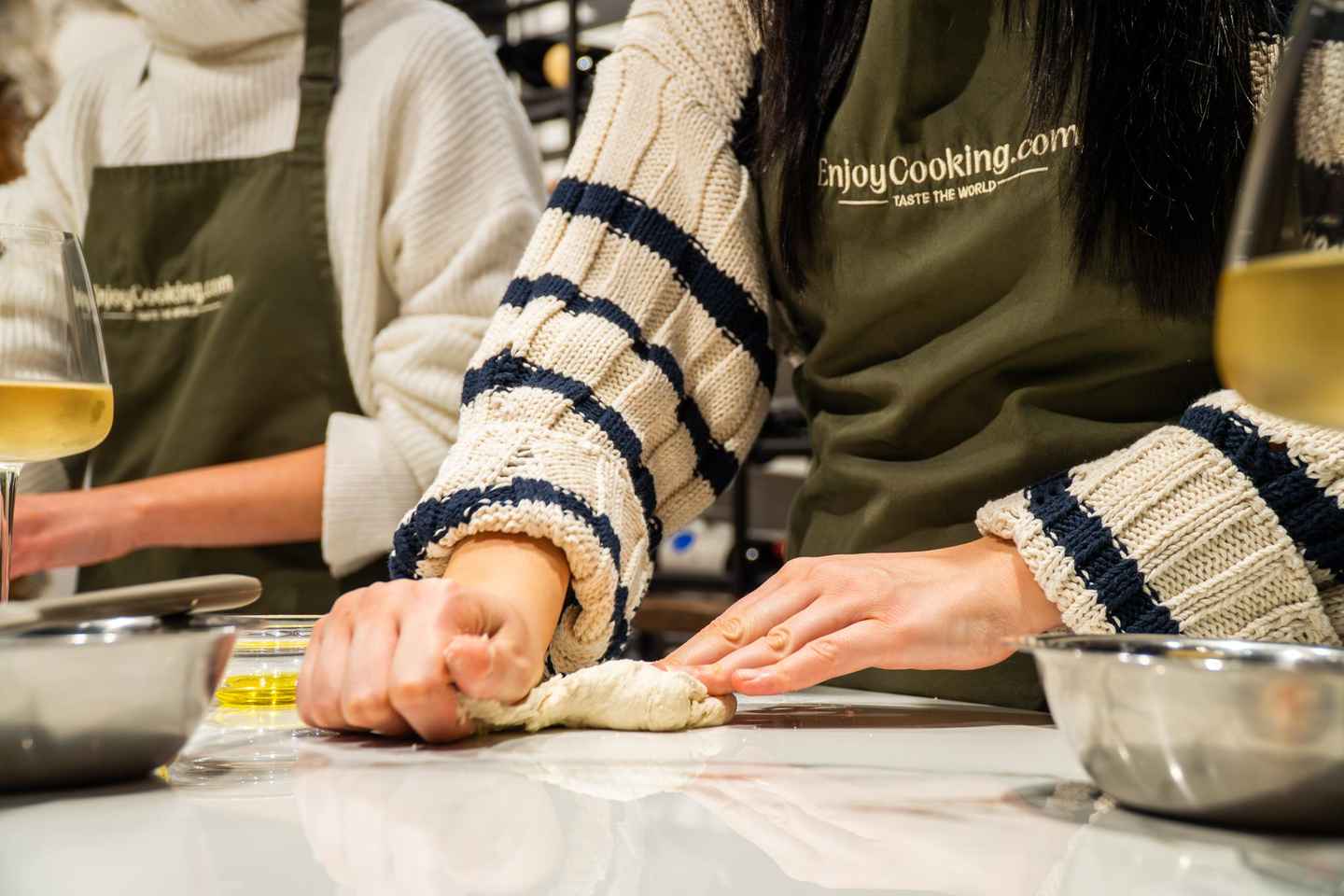 Rome: Pizza and Gelato Making Class with Wine