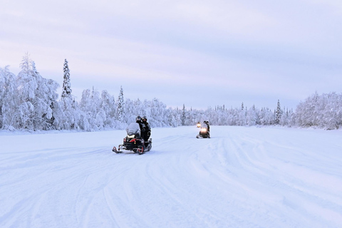 利维：利维山雪地摩托越野之旅Levi: Snowmobile Safari around Levi Fell