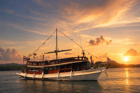 Krabi: Premium Cruise with Dinner & Plankton Swim Meet at Bamboo Beach Club in Ao Nang