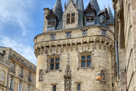 Bordeaux: Guided Walking Tour with English Speaking Guide
