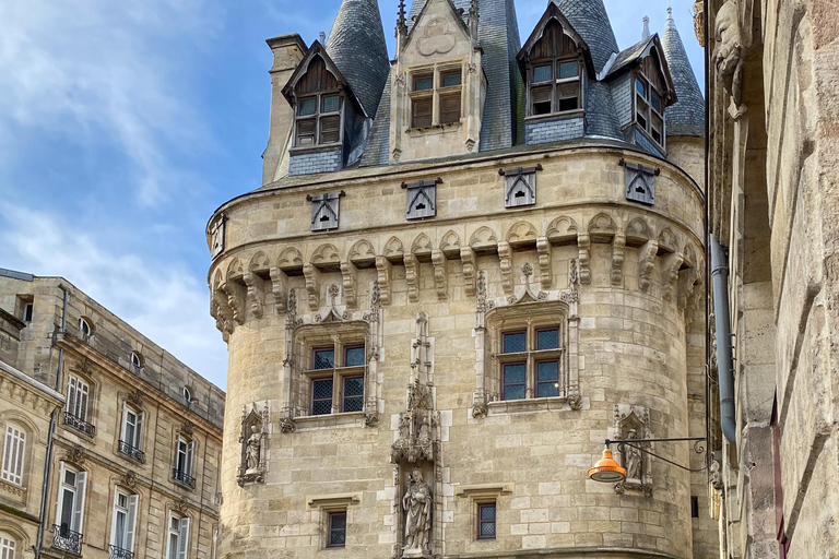 Bordeaux: Guided Walking Tour with English Speaking Guide