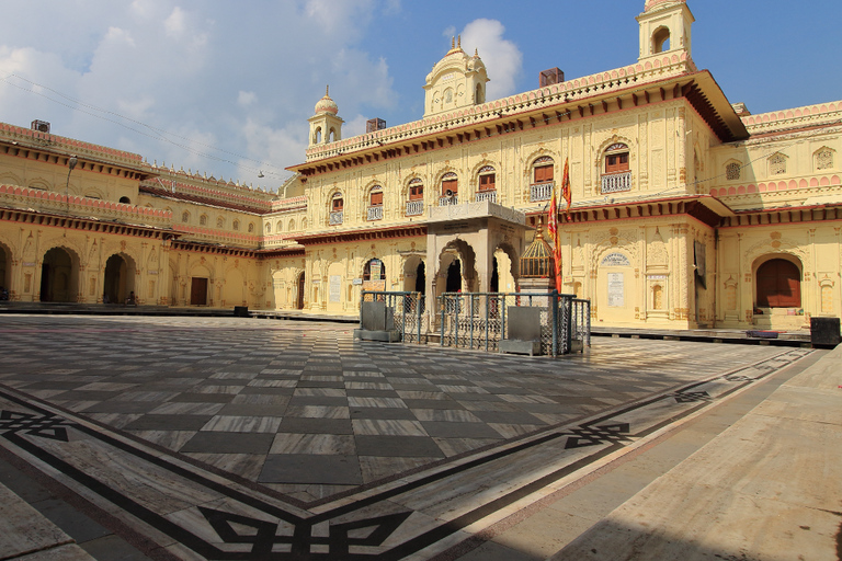 2-Day Private Ayodhya Tour: The Spiritual Heart of India With accommodation