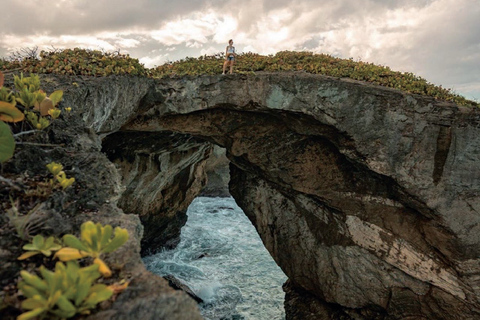 Puerto Rico: Cueva del Indio, Waterfalls, & Beach Tour