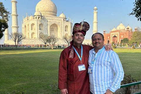 A partir de Deli: Excursão guiada com tudo incluído ao Taj Mahal ao nascer do solDe Deli: Excursão ao Taj Mahal com guia exclusivo
