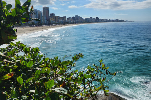 Rio de Janeiro: Running Sports Photoshoot Rio de Janeiro: Sports Photo Shoot – Running in Urca