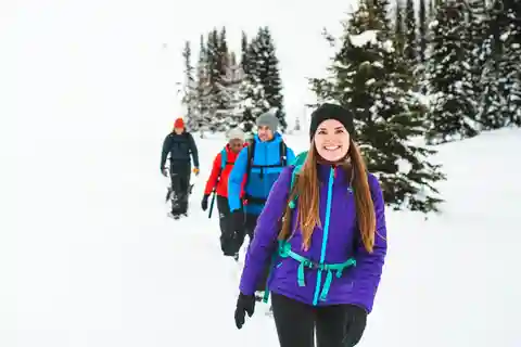 Canmore: The Winter Wonderland Hiking Tour + Transportation