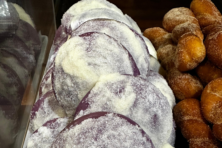 Victoria: 2-Hour Food and History Tour with Tastings