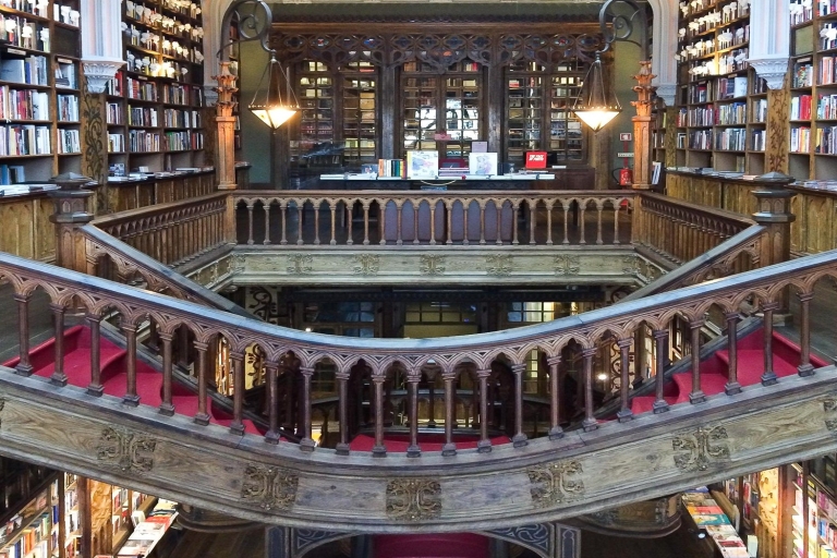 Porto : Visite guidée à pied et librairie LelloVisite en portugais