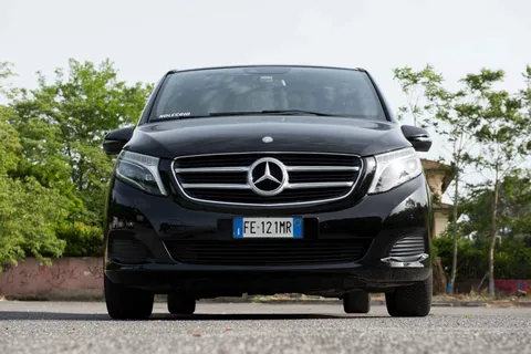 Rome: Fiumicino Airport or Civitavecchia Port 1-Way Transfer
