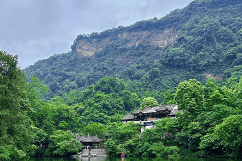 Chengdu Group Tour: Dujiangyan Water System & Mt Qingcheng