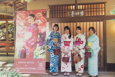 Tokio: wypożyczalnia kimon w Ogrodzie Narodowym Shinjuku GyoenNieformalne doświadczenie kimona z ubieraniem się w Shinjuku Gyoen