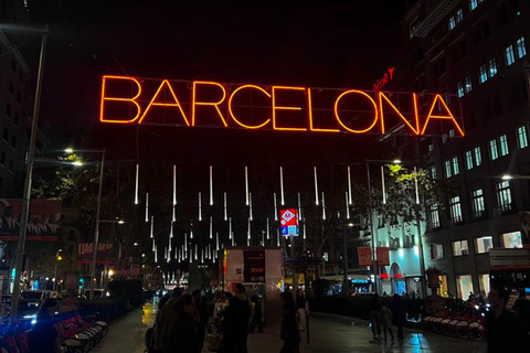 Barcelona: Pubcrawl with VIP Entry to Rooftops and Nightclub